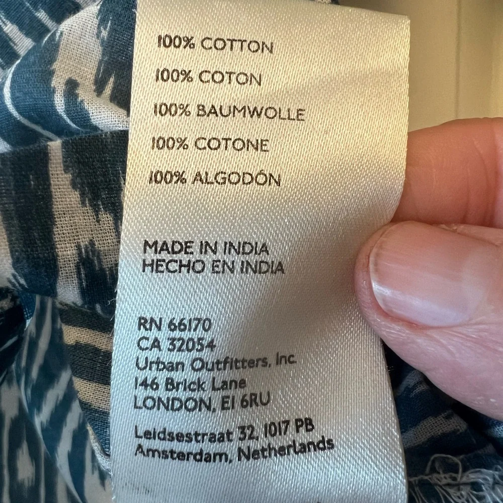 Pilcro Anthropologie Voile Surf Anthro Shirt, blue Ikat pattern Boho Medium - Picture 7 of 8